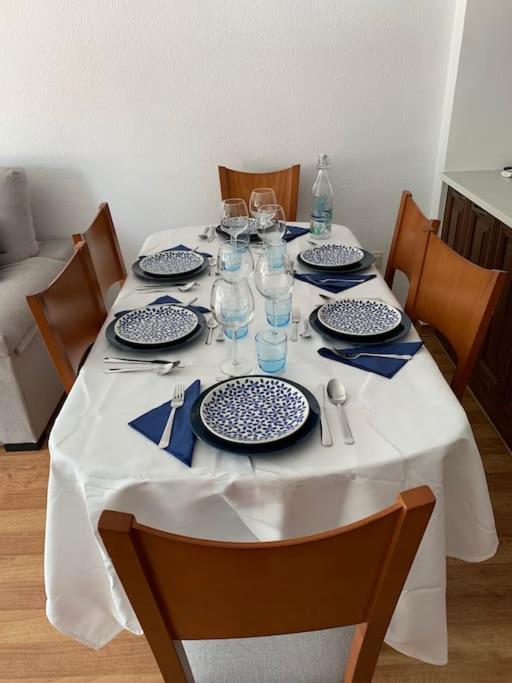 Apartamento Torremolinos 5 Personas + Parking + Piscina Todo El Ano Bagian luar foto