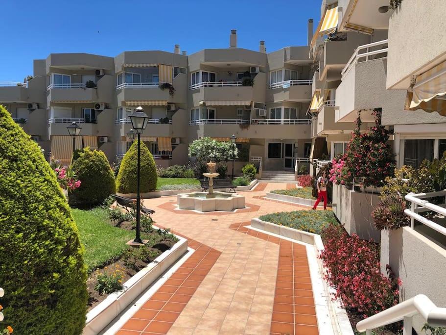 Apartamento Torremolinos 5 Personas + Parking + Piscina Todo El Ano Bagian luar foto